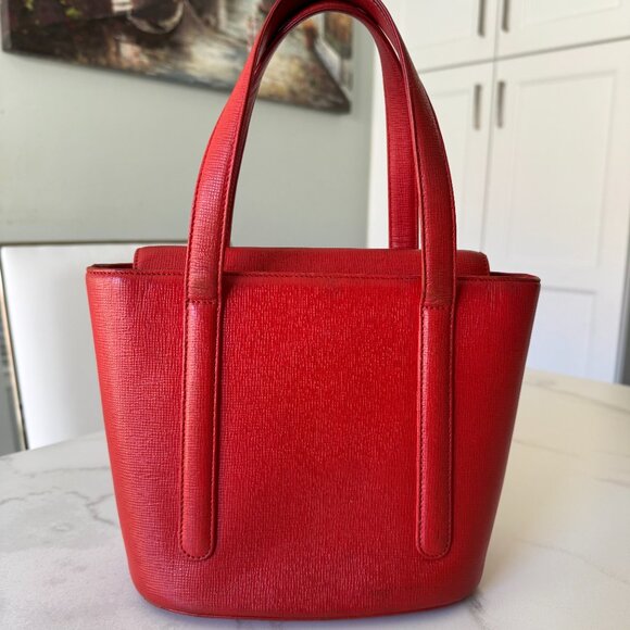 MCM München Red Pebbled Leather Small Tote Bag B9075 - Picture 13 of 16